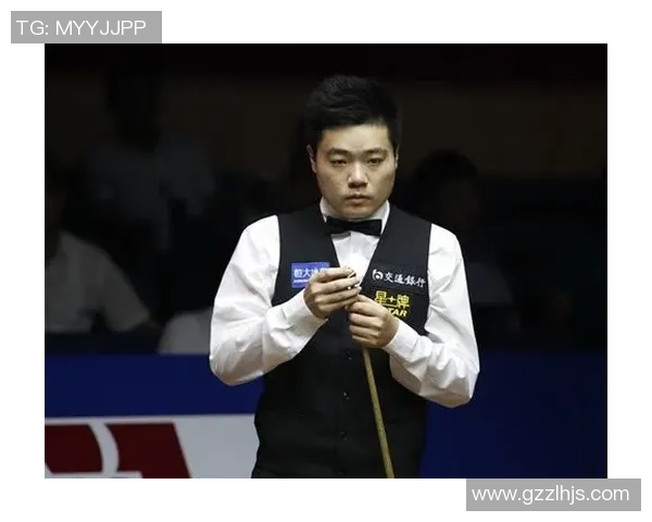 2014年斯诺克上海大师赛丁俊晖与多特巅峰对决精彩回顾与赛后分析